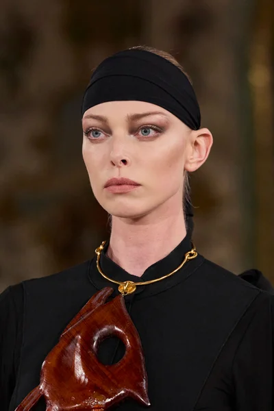 Look 91